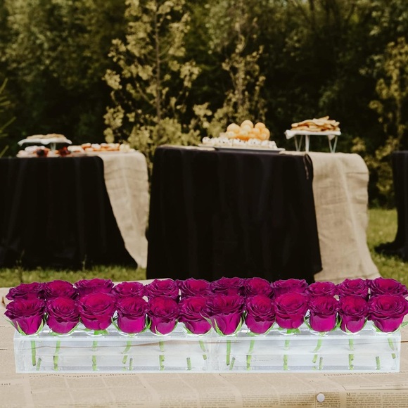 Elegant Red Rose Arrangements - Picture 6 of 9